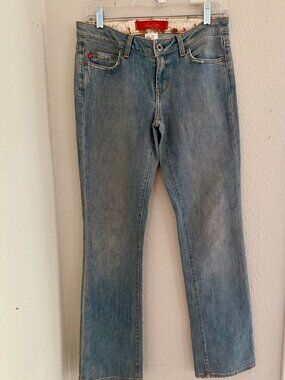 Level 99 Jeans Size 27 Mid Rise Straight Leg Light Wash Denim Stretch